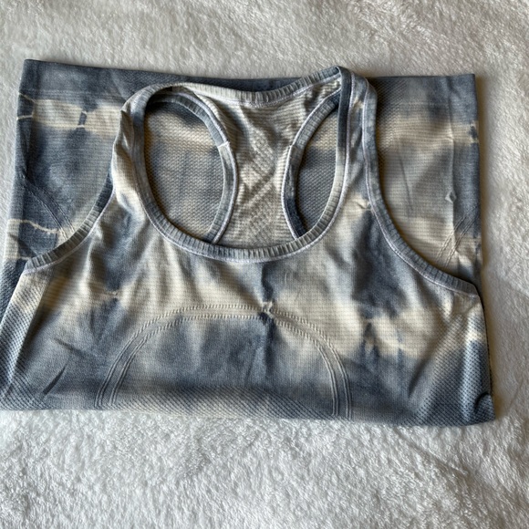 Lululemon Swiftly Tank Racerback dye - Picture 5 of 8